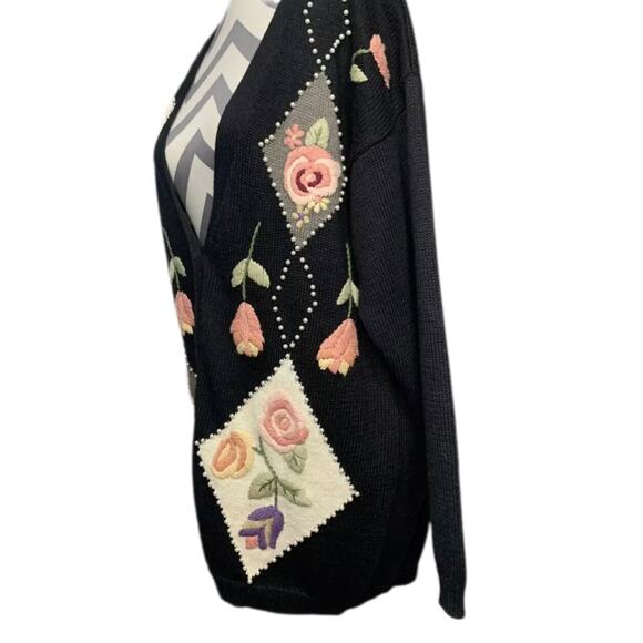 Vintage Cristina Embroidered 3D Knit Floral Beaded Cardigan Large Button Whimsy - Picture 5 of 9